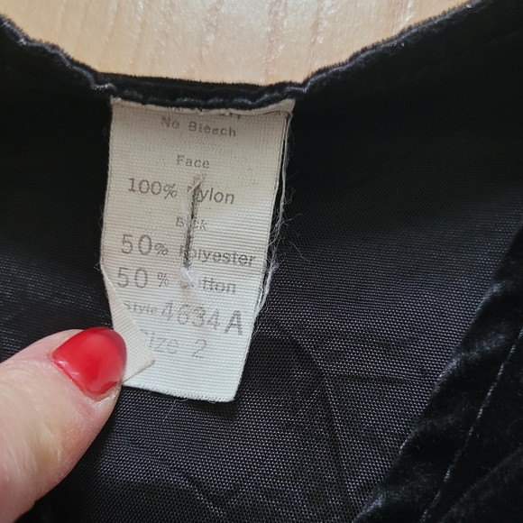 Vintage 1990s special occasion black velvet 2-piece suiting vest and dress pants - Picture 5 of 12